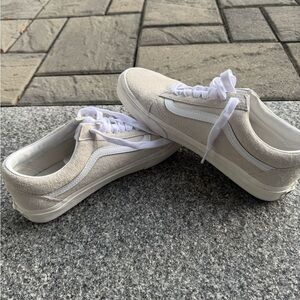 Men’s Classic White Van Sneakers size 8.5 | Worn once!